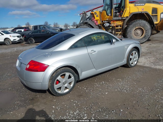2000 Audi Tt მანქანა იყიდება აუქციონზე, vin: TRUTC28N7Y1003117, აუქციონის ნომერი: 44894246