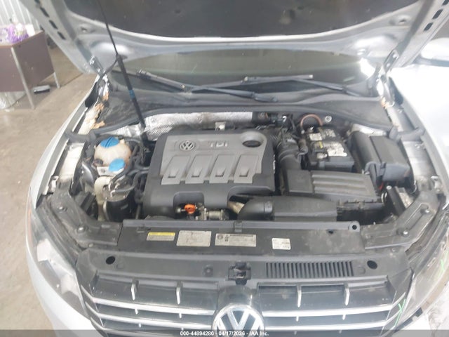 44894280 :رقم المزاد ، 1VWBN7A34DC102124 vin ، 2013 Volkswagen Passat 2.0l Tdi Se مزاد بيع