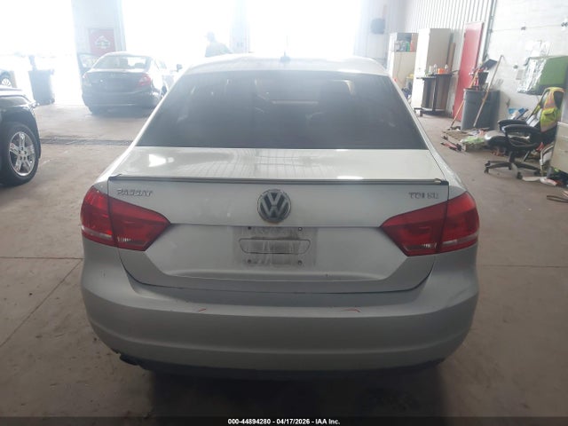 44894280 :رقم المزاد ، 1VWBN7A34DC102124 vin ، 2013 Volkswagen Passat 2.0l Tdi Se مزاد بيع