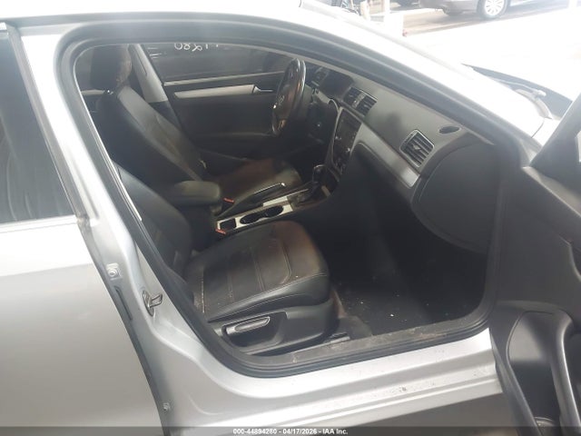 44894280 :رقم المزاد ، 1VWBN7A34DC102124 vin ، 2013 Volkswagen Passat 2.0l Tdi Se مزاد بيع