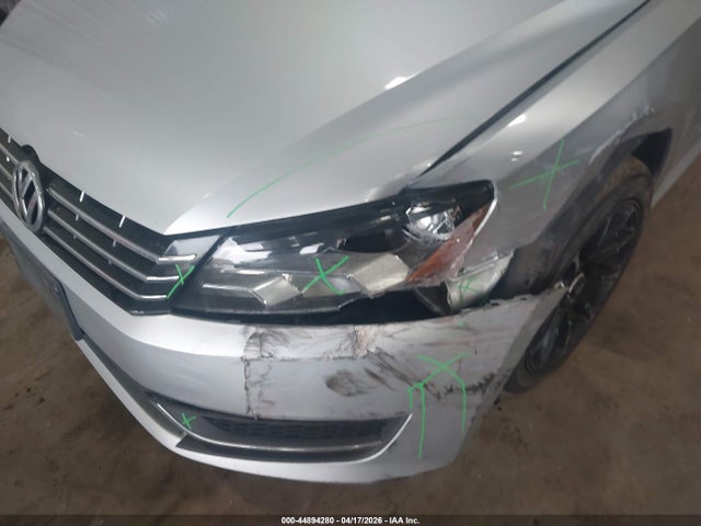 44894280 :رقم المزاد ، 1VWBN7A34DC102124 vin ، 2013 Volkswagen Passat 2.0l Tdi Se مزاد بيع