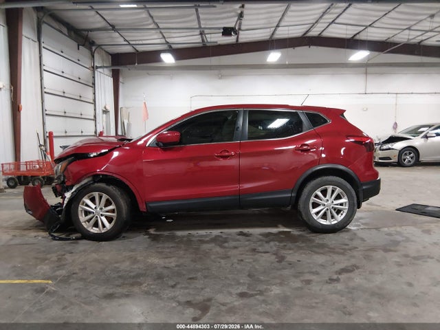 2018 Nissan Rogue Sport S მანქანა იყიდება აუქციონზე, vin: JN1BJ1CPXJW193182, აუქციონის ნომერი: 44894303