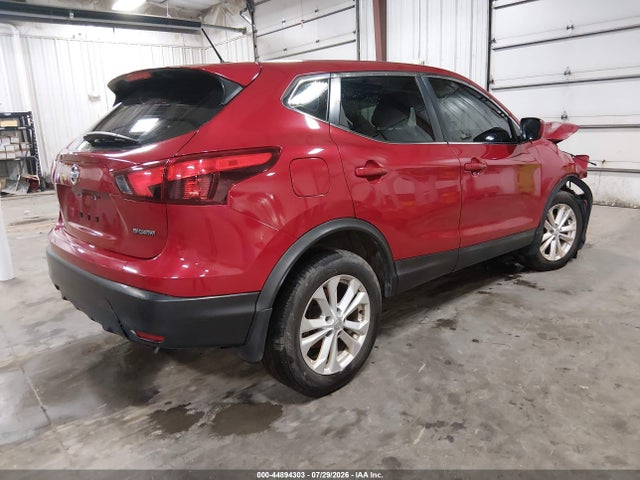 2018 Nissan Rogue Sport S მანქანა იყიდება აუქციონზე, vin: JN1BJ1CPXJW193182, აუქციონის ნომერი: 44894303