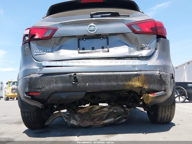 44894310 :رقم المزاد ، JN1BJ1CPXJW162742 vin ، 2018 Nissan Rogue Sport Sv مزاد بيع