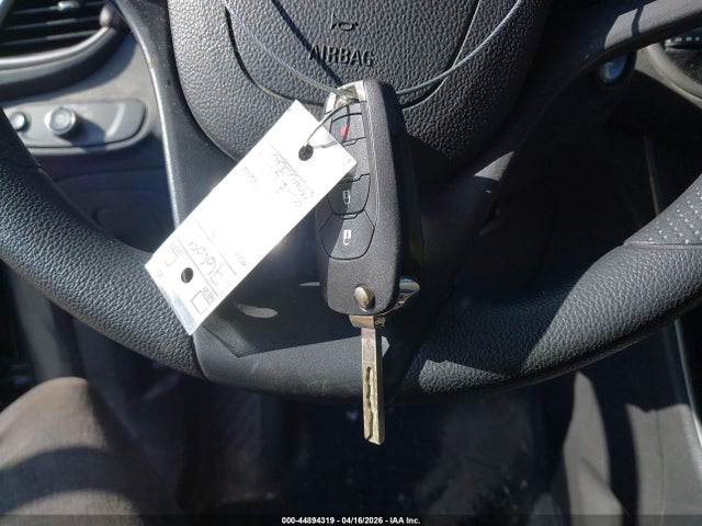 Продажа на аукционе авто 2020 Chevrolet Trax Fwd Ls, vin: 3GNCJKSB2LL260158, номер лота: 44894319