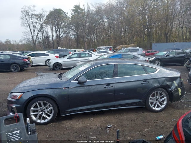 2024 Audi A5 Sportback Premium 45 Tfsi S Line Quattro S Tronic მანქანა იყიდება აუქციონზე, vin: WAUDACF56RA102751, აუქციონის ნომერი: 44894325