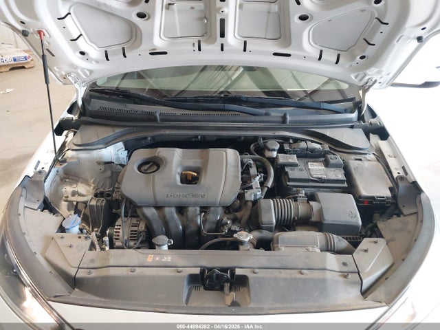 5NPD74LFXLH610211 Hyundai ELANTRA SE