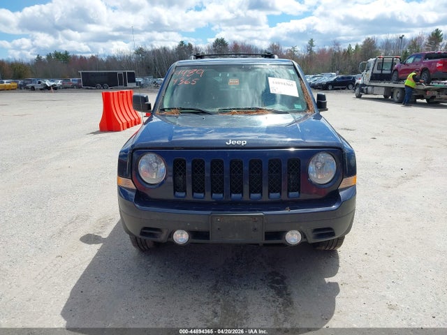 44894365 :رقم المزاد ، 1C4NJRBB1HD138785 vin ، 2017 Jeep Patriot Sport 4x4 مزاد بيع