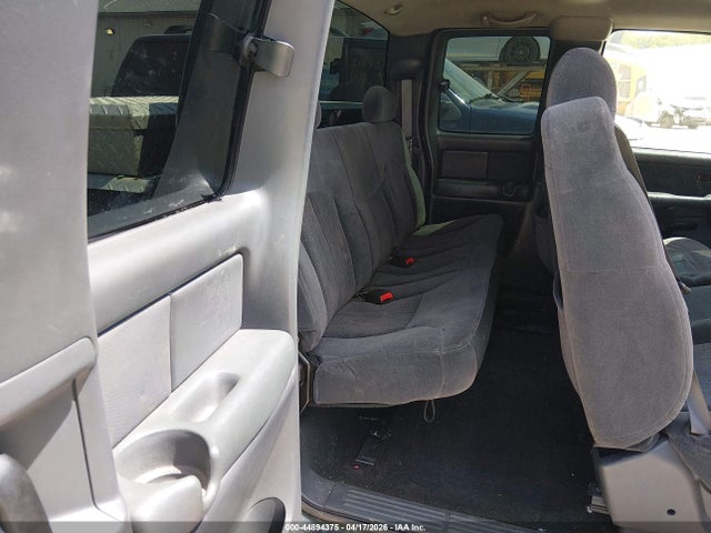 Aukcja sprzedaży 2002 Chevrolet Silverado 1500 Ls, vin: 2GCEC19W921297657, numer aukcji: 44894375