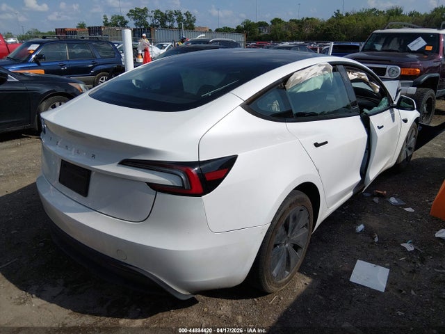 Продажа на аукционе авто 2024 Tesla Model 3 Long Range Dual Motor All-wheel Drive/rear-wheel Drive, vin: 5YJ3E1EA1RF728186, номер лота: 44894420