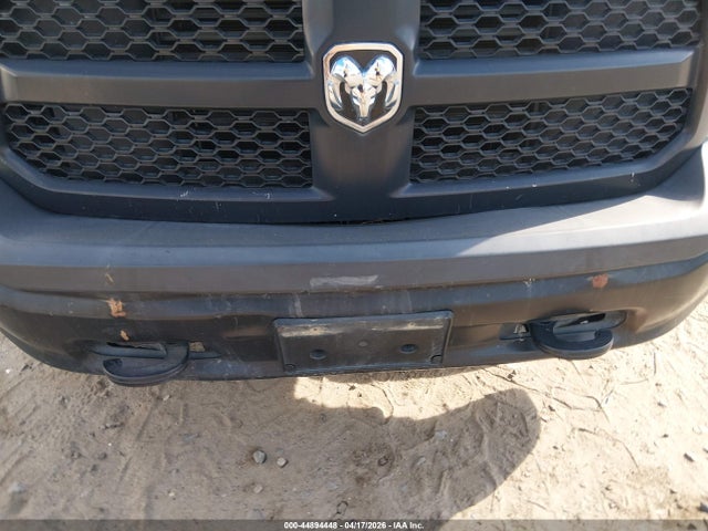 2018 Ram 1500 Tradesman  4x4 5'7 Box მანქანა იყიდება აუქციონზე, vin: 1C6RR7KG1JS306752, აუქციონის ნომერი: 44894448