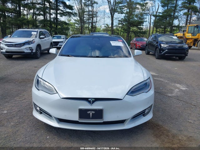 44894452 :رقم المزاد ، 5YJSA1E47MF425777 vin ، 2021 Tesla Model S Performance Dual Motor All-wheel Drive مزاد بيع