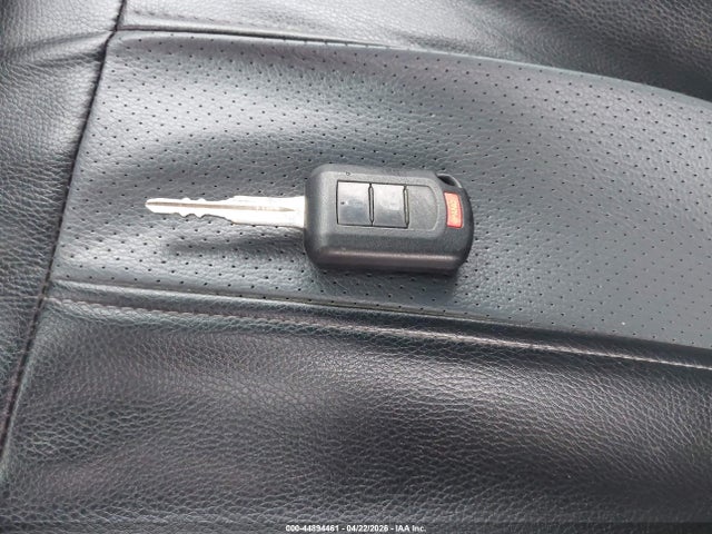 Продаж на аукціоні авто 2018 Mitsubishi Outlander Es, vin: JA4AZ3A35JZ056589, номер лоту: 44894461