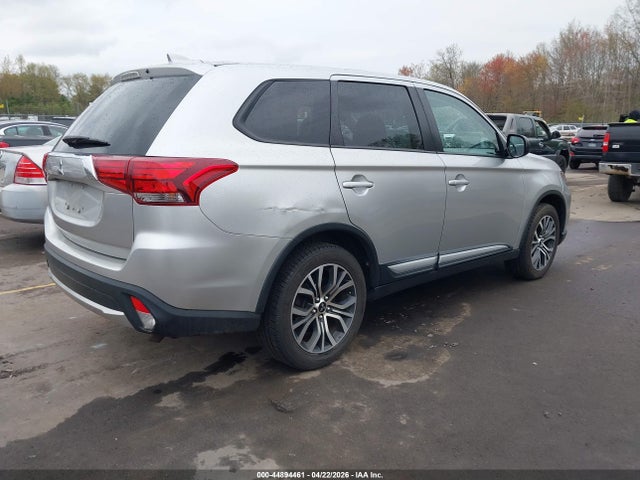 Продаж на аукціоні авто 2018 Mitsubishi Outlander Es, vin: JA4AZ3A35JZ056589, номер лоту: 44894461