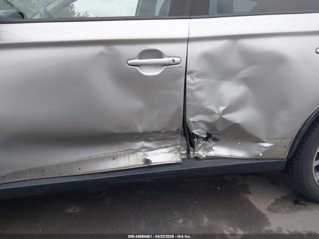 Продаж на аукціоні авто 2018 Mitsubishi Outlander Es, vin: JA4AZ3A35JZ056589, номер лоту: 44894461