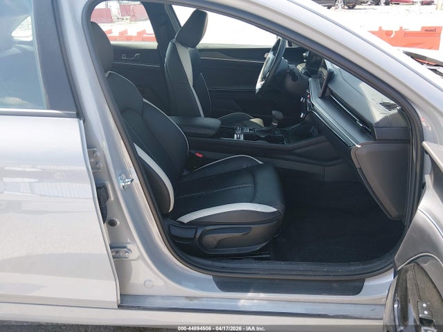 Продаж на аукціоні авто 2025 Kia K5 Gt-line, vin: KNAG64J7XS5376370, номер лоту: 44894506