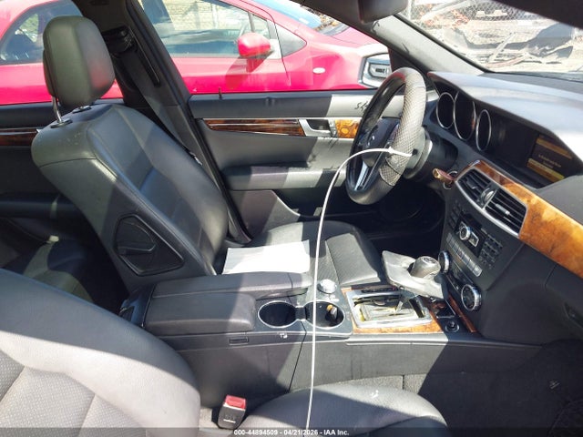 44894509 :رقم المزاد ، WDDGF8BB3CR203142 vin ، 2012 Mercedes-benz C 300 Sport 4matic مزاد بيع