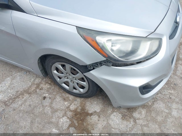 2012 Hyundai Accent Gls მანქანა იყიდება აუქციონზე, vin: KMHCT4AE6CU222119, აუქციონის ნომერი: 44894515