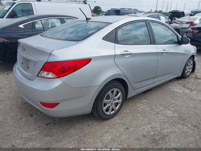2012 Hyundai Accent Gls მანქანა იყიდება აუქციონზე, vin: KMHCT4AE6CU222119, აუქციონის ნომერი: 44894515
