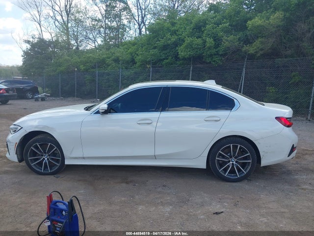Продажа на аукционе авто 2022 Bmw 330i Xdrive, vin: 3MW5R7J02N8C76189, номер лота: 44894519