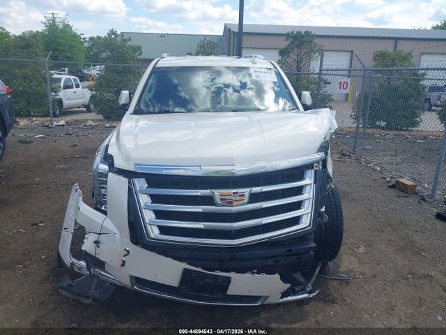 Продаж на аукціоні авто 2015 Cadillac Escalade Esv Luxury, vin: 1GYS4SKJ8FR602402, номер лоту: 44894543