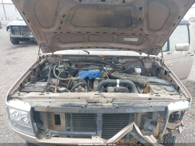 44894544 :رقم المزاد ، 1FTEX15Y0NKB10452 vin ، 1992 Ford F150 مزاد بيع
