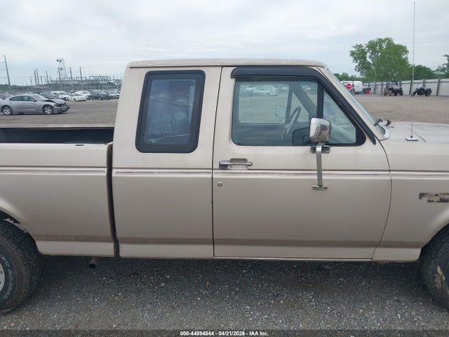 44894544 :رقم المزاد ، 1FTEX15Y0NKB10452 vin ، 1992 Ford F150 مزاد بيع