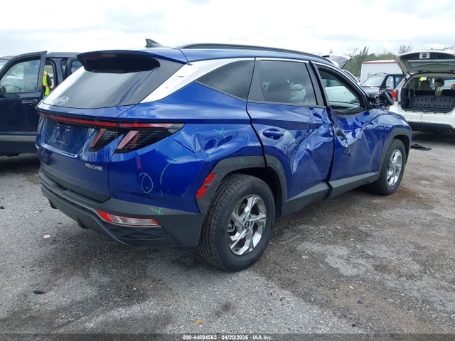 44894563 :رقم المزاد ، 5NMJB3AE0NH159070 vin ، 2022 Hyundai Tucson Sel مزاد بيع