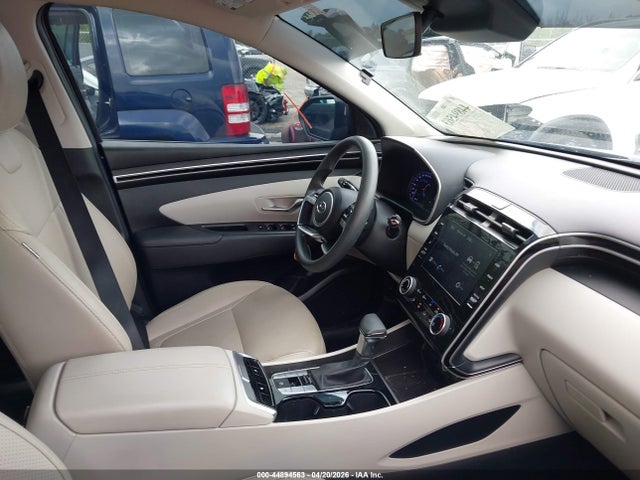 44894563 :رقم المزاد ، 5NMJB3AE0NH159070 vin ، 2022 Hyundai Tucson Sel مزاد بيع