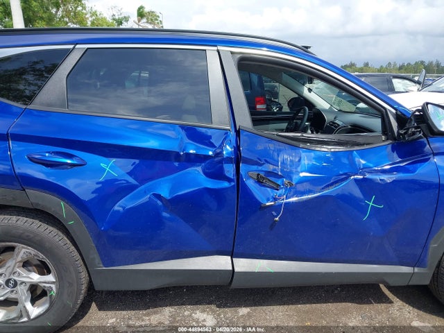 44894563 :رقم المزاد ، 5NMJB3AE0NH159070 vin ، 2022 Hyundai Tucson Sel مزاد بيع