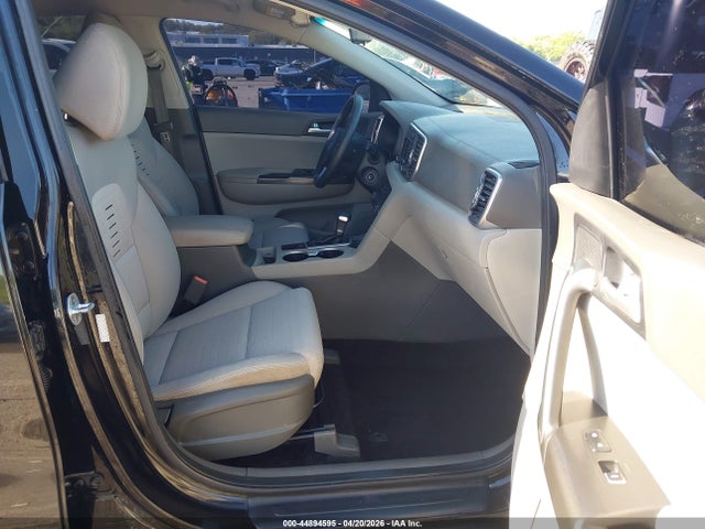 Продажа на аукционе авто 2017 Kia Sportage Lx, vin: KNDPM3AC9H7153055, номер лота: 44894595