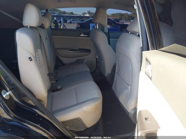 Продажа на аукционе авто 2017 Kia Sportage Lx, vin: KNDPM3AC9H7153055, номер лота: 44894595