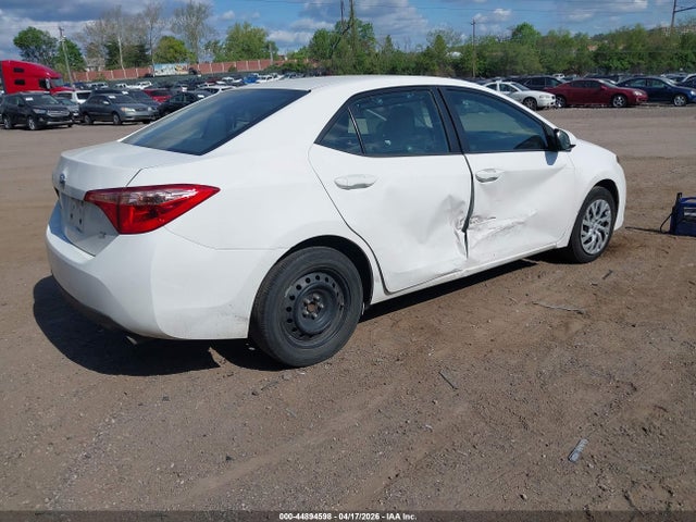Toyota COROLLA LE 2019 2T1BURHE4KC183767 Image 4