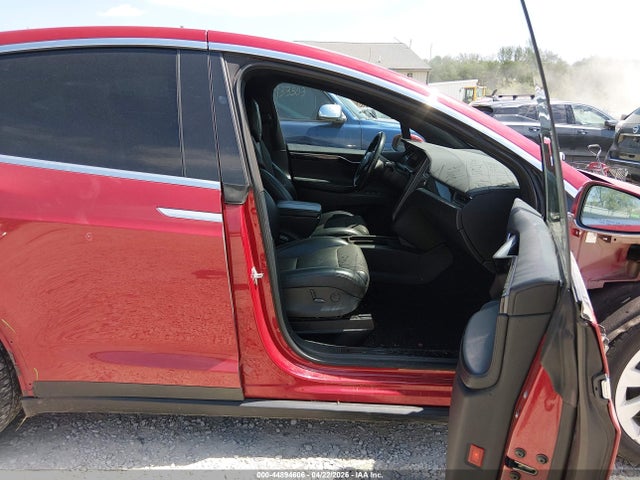 44894606 :رقم المزاد ، 5YJXCDE22JF133885 vin ، 2018 Tesla Model X 100d/75d/p100d مزاد بيع
