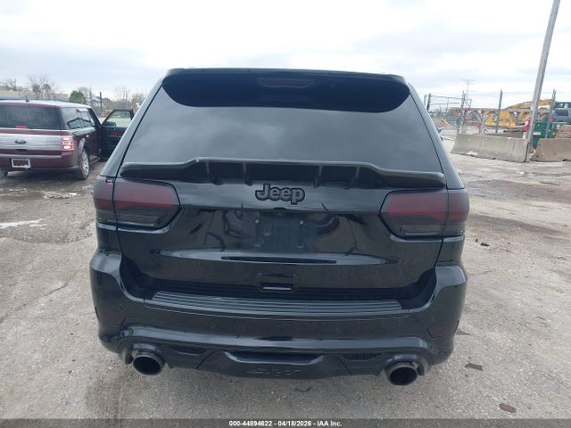 44894622 :رقم المزاد ، 1C4RJFDJ4HC905961 vin ، 2017 Jeep Grand Cherokee Srt 4x4 مزاد بيع