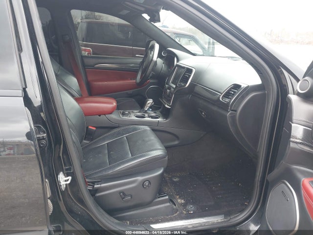 44894622 :رقم المزاد ، 1C4RJFDJ4HC905961 vin ، 2017 Jeep Grand Cherokee Srt 4x4 مزاد بيع