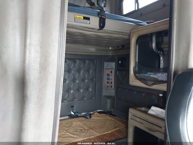 Продаж на аукціоні авто 1998 International 9200, vin: 2HSFMAER4WC064062, номер лоту: 44894625