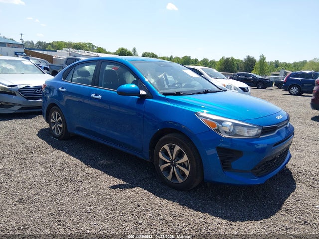 2022 Kia Rio S მანქანა იყიდება აუქციონზე, vin: 3KPA24AD5NE434212, აუქციონის ნომერი: 44894643