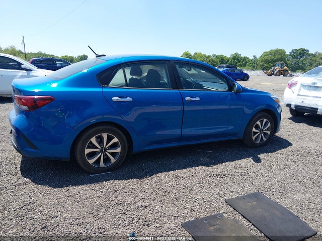 2022 Kia Rio S მანქანა იყიდება აუქციონზე, vin: 3KPA24AD5NE434212, აუქციონის ნომერი: 44894643