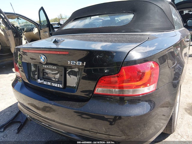 2012 Bmw 128i მანქანა იყიდება აუქციონზე, vin: WBAUL7C56CVM82857, აუქციონის ნომერი: 44894685