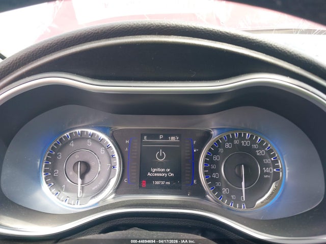 44894694 :رقم المزاد ، 1C3CCCAB9FN692202 vin ، 2015 Chrysler 200 Limited مزاد بيع