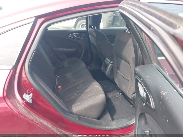 44894694 :رقم المزاد ، 1C3CCCAB9FN692202 vin ، 2015 Chrysler 200 Limited مزاد بيع