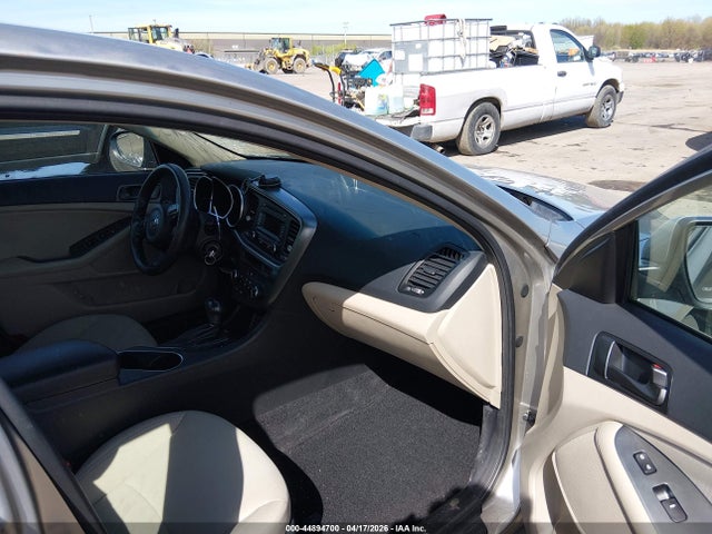 2015 Kia Optima Lx მანქანა იყიდება აუქციონზე, vin: KNAGM4A74F5566032, აუქციონის ნომერი: 44894700