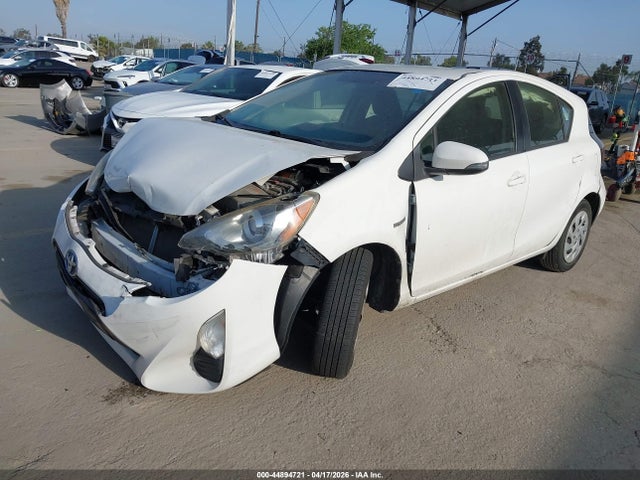 JTDKDTB38G1123023 Toyota Prius C Two