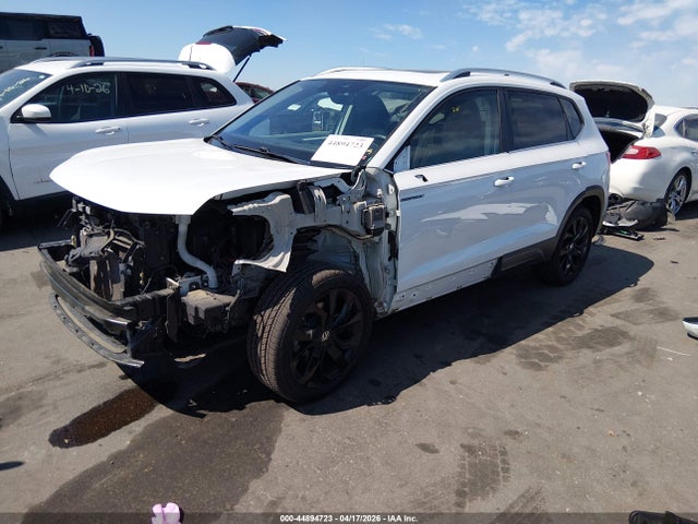44894723 :رقم المزاد ، 3VV1X7B25NM004171 vin ، 2022 Volkswagen Taos 1.5t Sel مزاد بيع