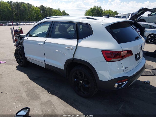 44894723 :رقم المزاد ، 3VV1X7B25NM004171 vin ، 2022 Volkswagen Taos 1.5t Sel مزاد بيع