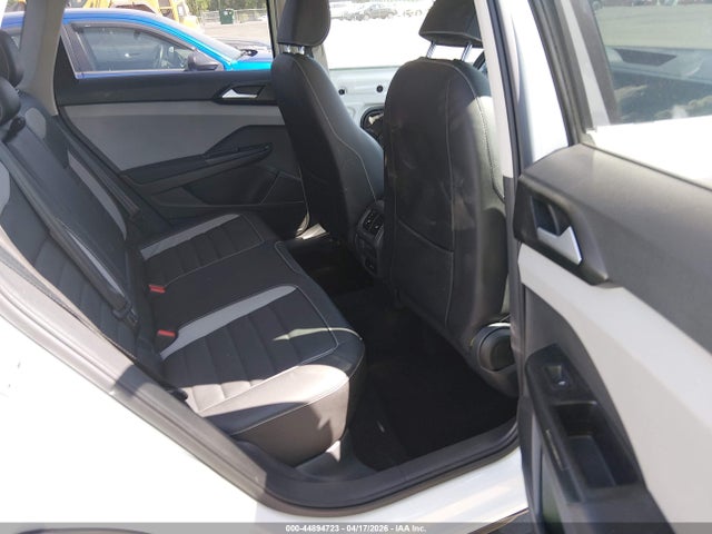 44894723 :رقم المزاد ، 3VV1X7B25NM004171 vin ، 2022 Volkswagen Taos 1.5t Sel مزاد بيع