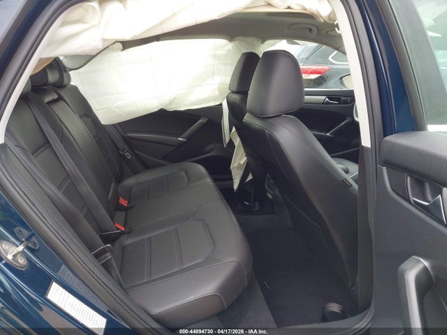 2022 Volkswagen Passat 2.0t Se მანქანა იყიდება აუქციონზე, vin: 1VWSA7A3XNC008147, აუქციონის ნომერი: 44894730
