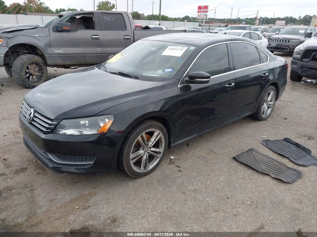 Продаж на аукціоні авто 2014 Volkswagen Passat 2.0l Tdi Se, vin: 1VWBN7A35EC083360, номер лоту: 44894750
