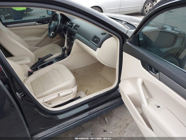 Продаж на аукціоні авто 2014 Volkswagen Passat 2.0l Tdi Se, vin: 1VWBN7A35EC083360, номер лоту: 44894750